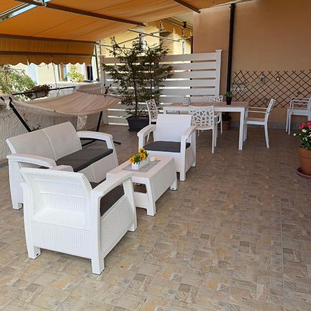 Aparthotel Vista Stromboli à Paola Extérieur photo